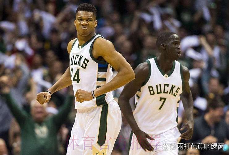 StatMuse:字母哥是雄鹿队史第一位入选10次全明星的球员 StatMuse:字母哥是雄鹿队史第一位入选10次全明星的球员